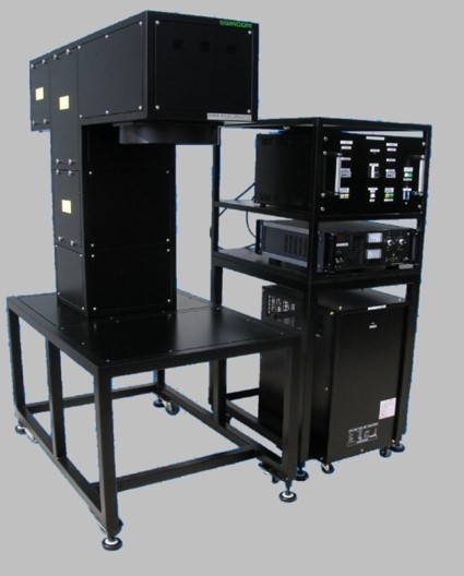 外太空稳态太阳光模拟器