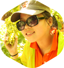 
	

丁钰崟

在21天前的早晨，我定下自己21天的目标：完成心的质变，成为成熟自信的自己。这是我的誓言，我大声地告诉全营每一个人，让他们感受到我的想要，让他们见证我的成长。
我们一路西行，看祖国的大好河山，瞻仰自然之神奇秀丽，荡涤身心，修养生息。读万卷书，行万里路。这二十一天的超越之旅中我游历山川，增长学识，接受天地生灵的洗礼。
二十一天的旅程，我在成长。接受心智的洗礼，历史的洗礼，自然的洗礼。学会体悟生活，感受成长，品味人生。
现在的我，宛若新生！&nbsp;
 
