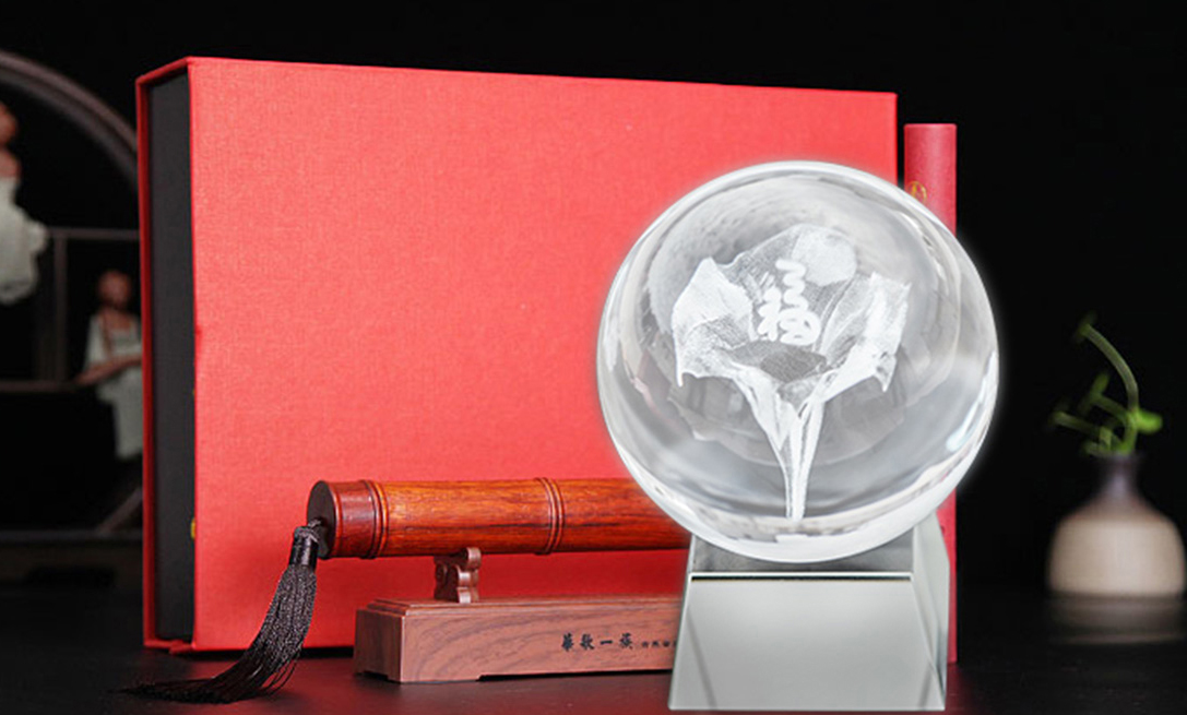 产品：曼陀罗3D内雕水晶球