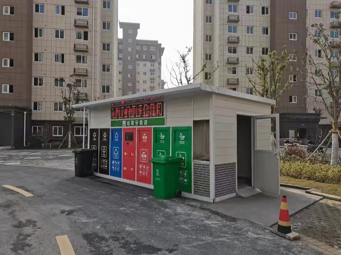 HD06-15 社区分类垃圾房