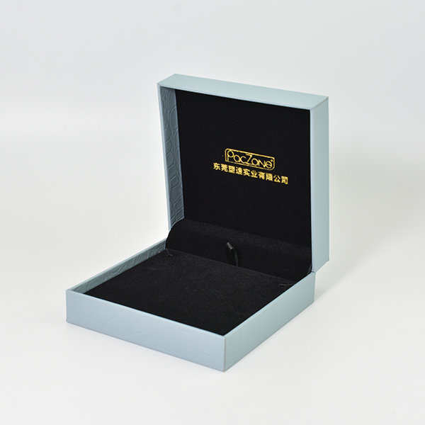Necklace jewelry storage box
