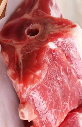 鴹子肉排