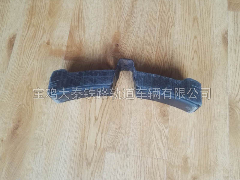 軌道車高摩合成閘瓦