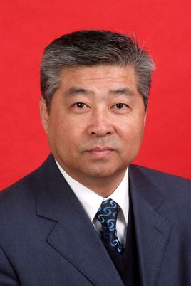 <p align="center">
	肖德华
</p>