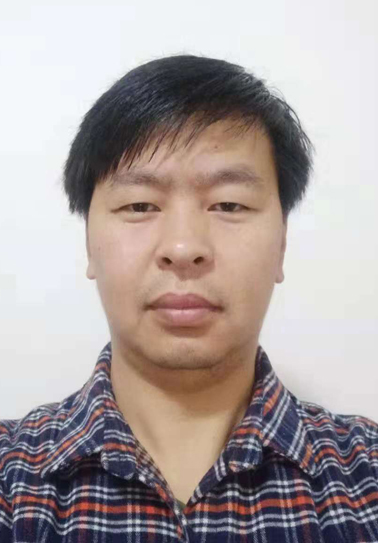 戴富伟