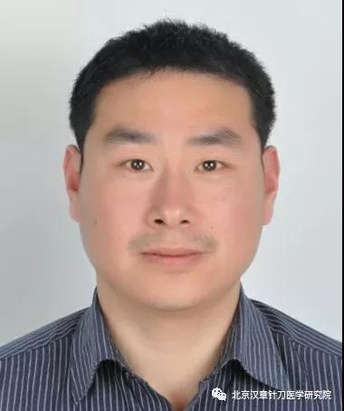 杨  洋