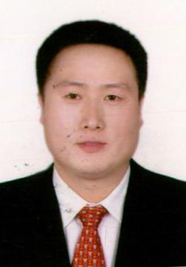 张  平