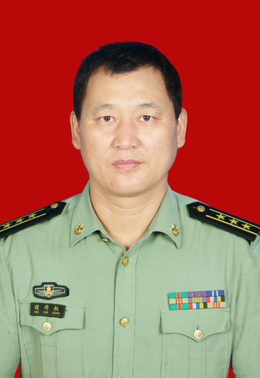 侯作权
