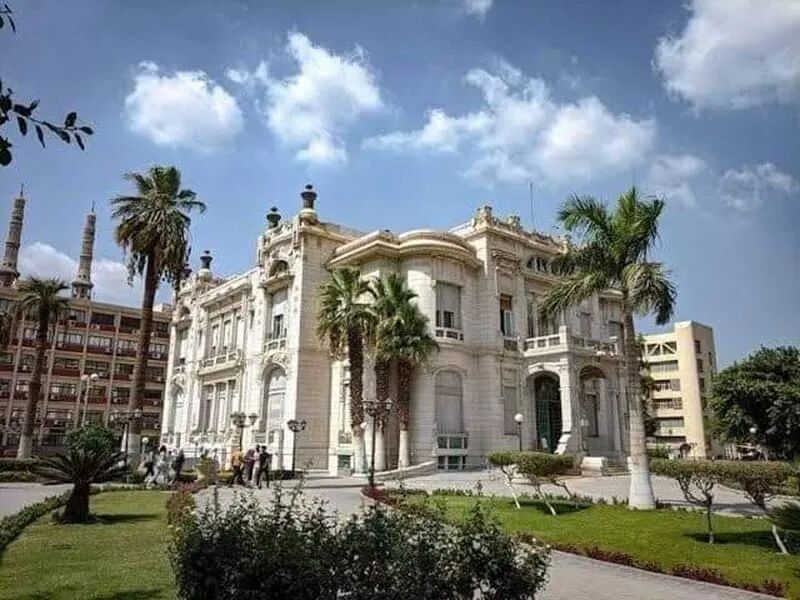 Ain Shams University welcomes over 200,000 students in the second semester