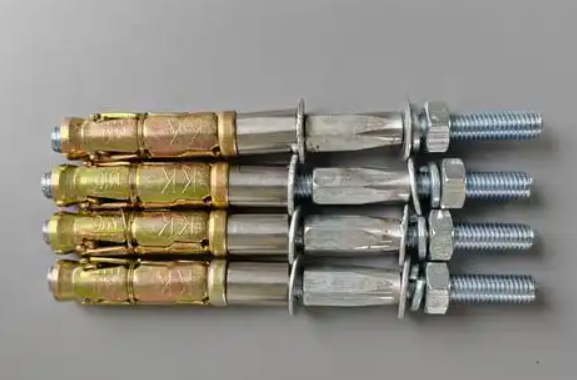 加固螺丝怎么拆