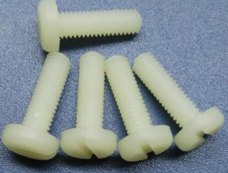 尼龙螺丝的优缺点有哪些