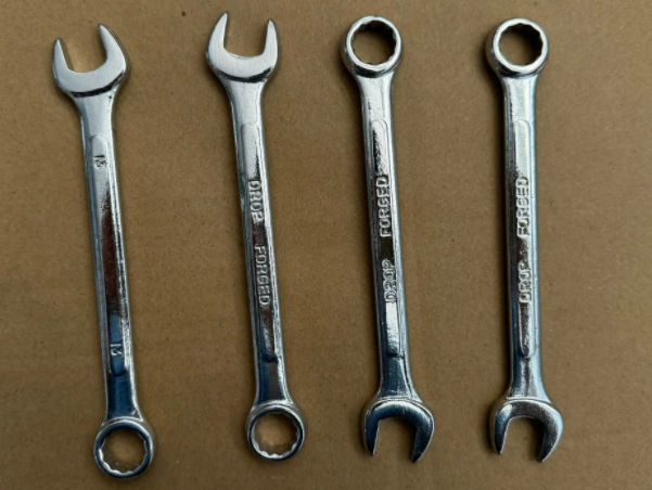 用17梅花扳手的螺丝是多大的