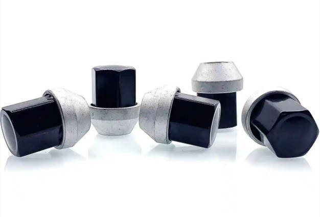 大众途昂轮胎螺丝帽怎么装