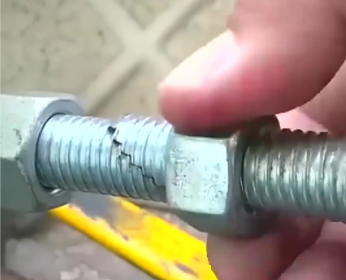 为什么过载时宁可螺栓断裂也别让螺纹滑牙