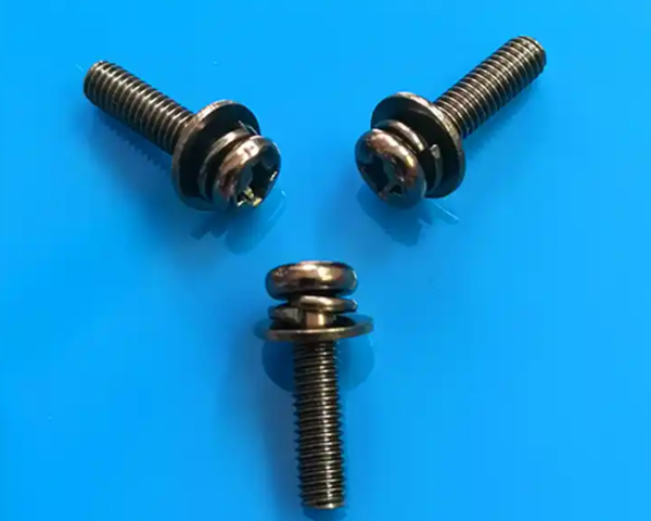 螺纹花了拧不进螺丝