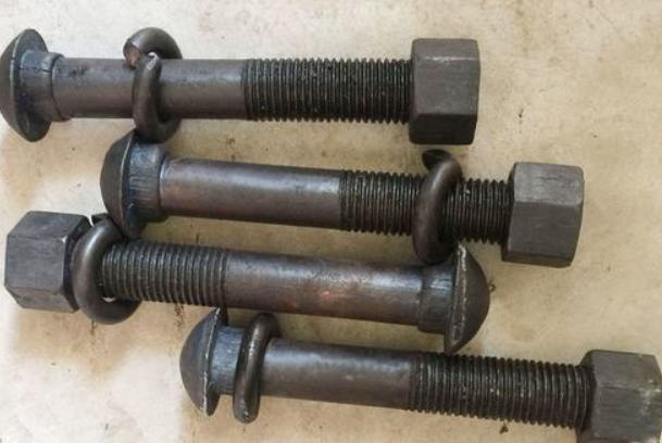 鱼尾螺丝什么材质*好