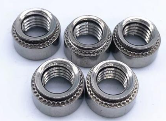 拉铆螺母表面的处理技术