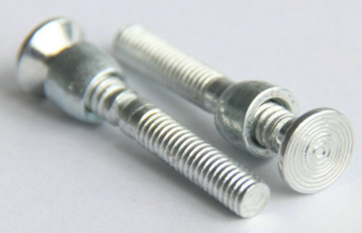 使用环槽铆钉操作过程中注意哪些