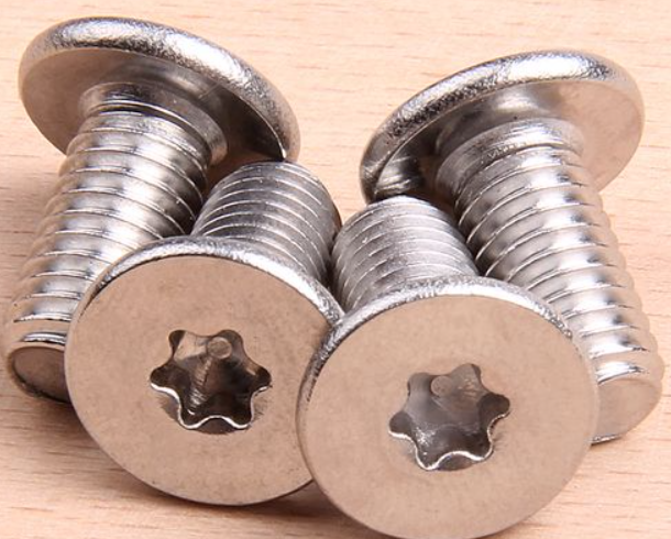 梅花螺丝怎么用