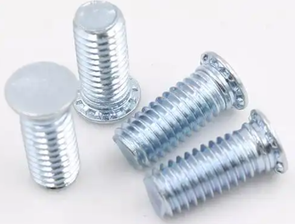 抽油机压杆螺丝断的原因