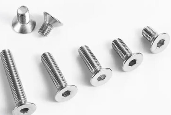 无齿锯螺丝断了怎么往下取