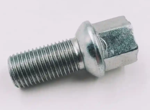 霸道轮毂螺丝多大