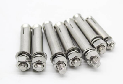 膨胀螺丝怎么安装进墙