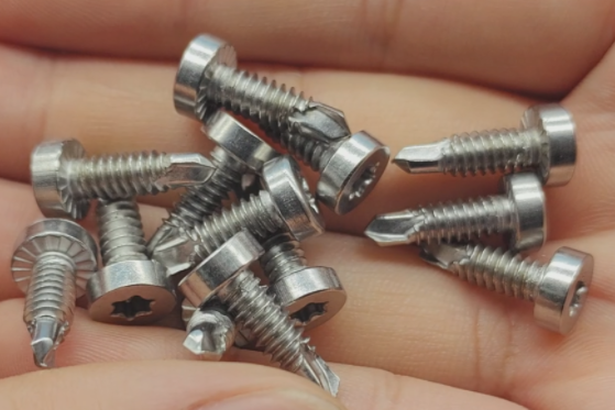 钻尾螺丝能打水泥墙吗