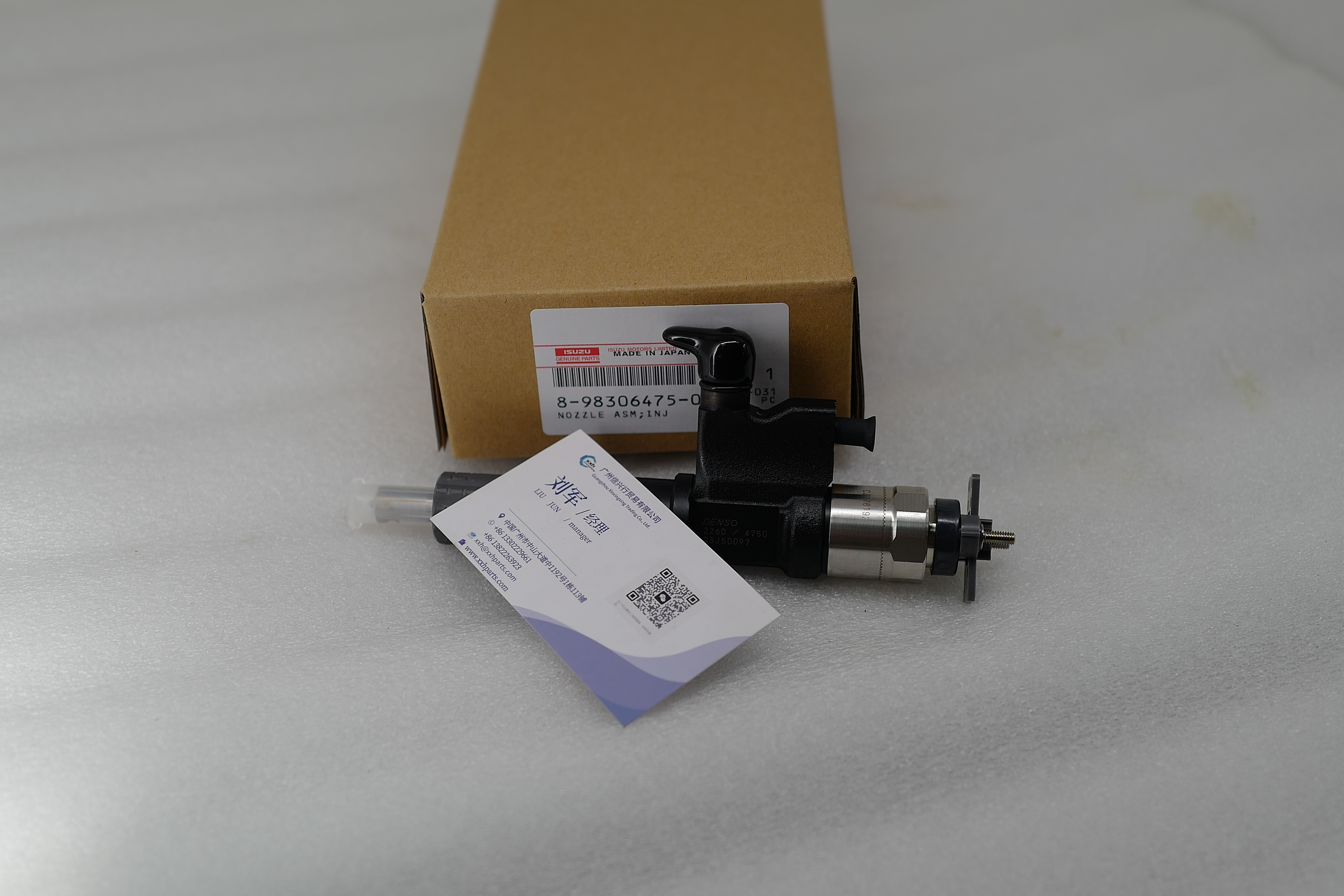 Fuel Injector  8983064750 295050-2260