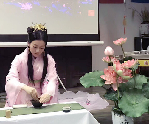 陈荧_副本_副本.jpg