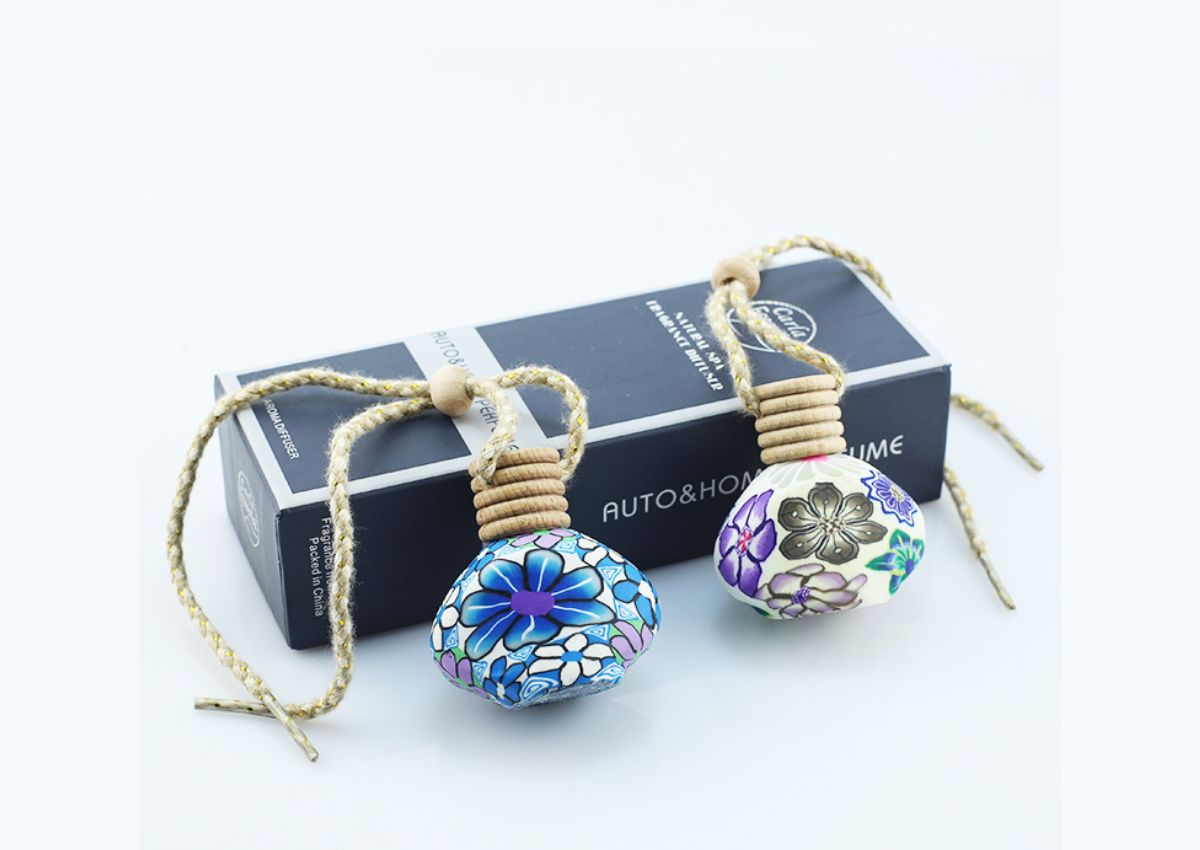Classic 15ml Hanging Car Air Freshener Ceramic Bottle Car Perfume - YCCX15ML