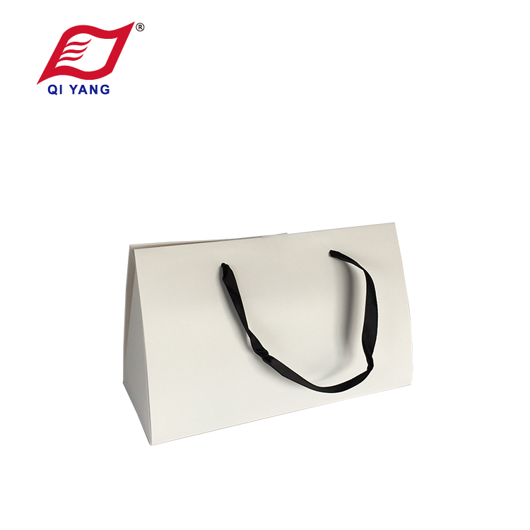 QY Gift Bag 015
