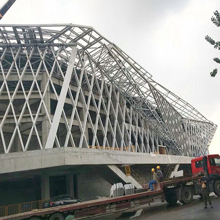天津职业技术师范大学体育馆钢结构安装工程
