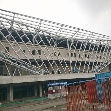 天津职业技术师范大学体育馆钢结构安装工程