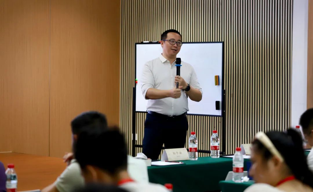 吴国平3.jpg