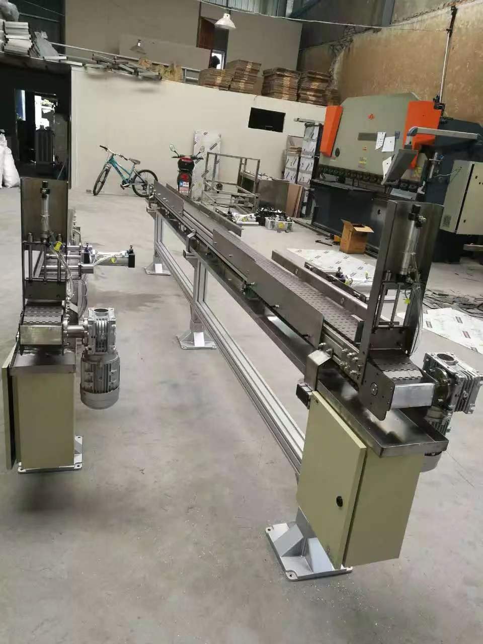 880-K7500柔性鏈板輸送線美年達飲料包裝生產線模塊網帶鏈