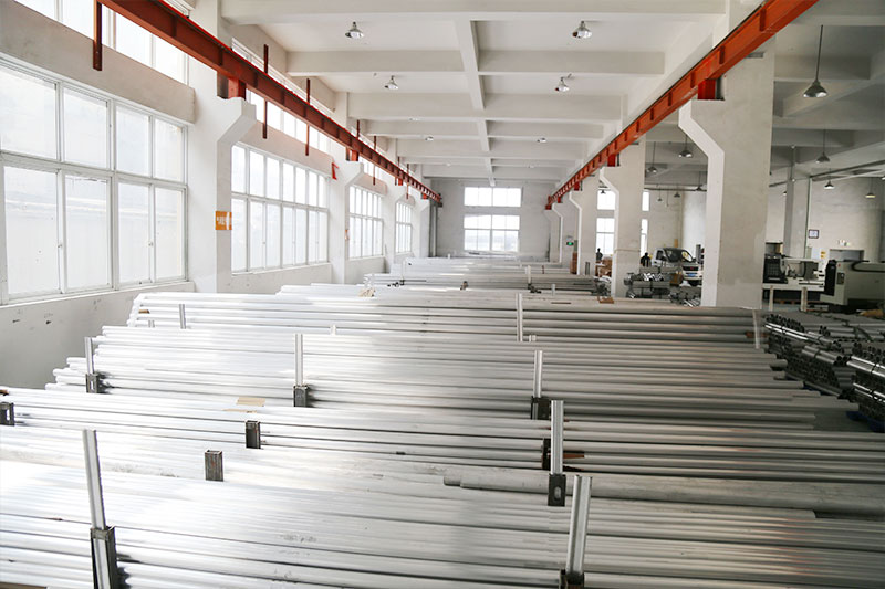 公司倉(cāng)庫(kù)