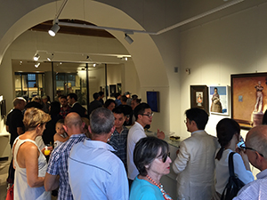 舉辦海外藝術(shù)聯(lián)展