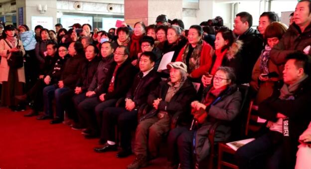 【话说名家】《燃烧生命的光与火——许勇、吕子扬师生作品展开幕》