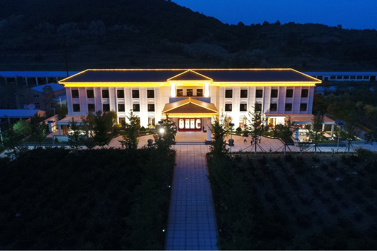 昌宇水墨画院创作中心亮化夜景