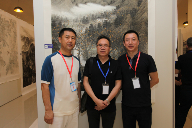 李总 评委袁武 营口青年美协主席 郭洪权