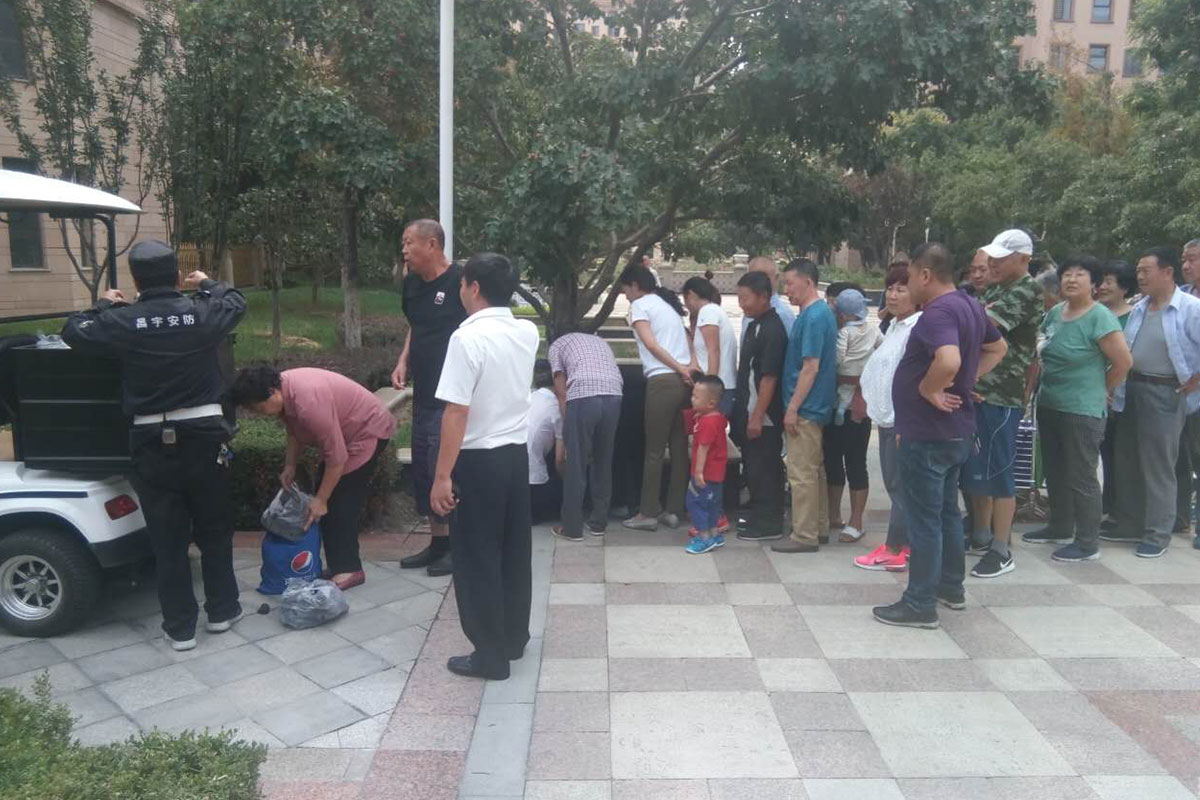 2017年9月26日3-5小广场给业主发菜