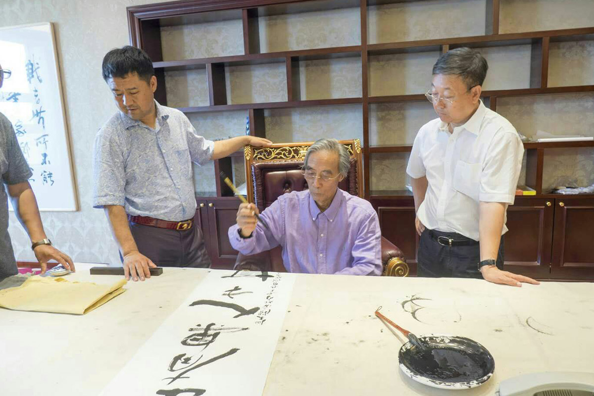 宋雨桂老师为昌宇集团董事长李刚题字