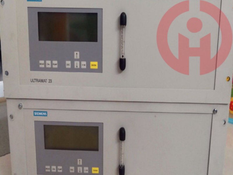 SIEMENS  INFRARED GAS ANALYZER  7MB2335-0PH00-3AA1