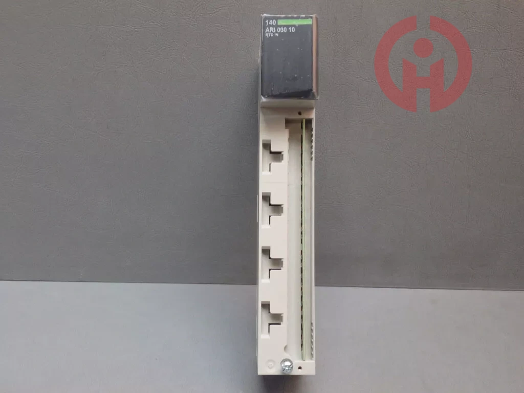 SCHNEIDER 140ARI03010 analog input module