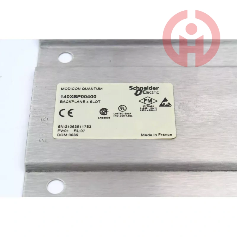 SCHNEIDER 140XBP00400 Backboard