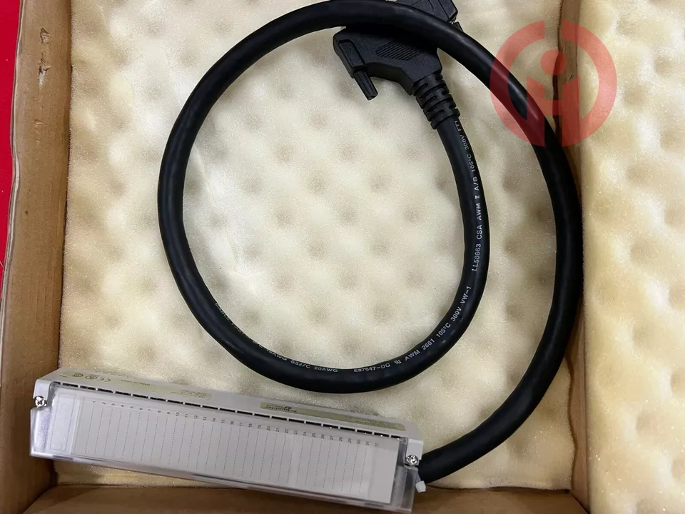 SCHNEIDER 140XTS01203 CableFast system cable
