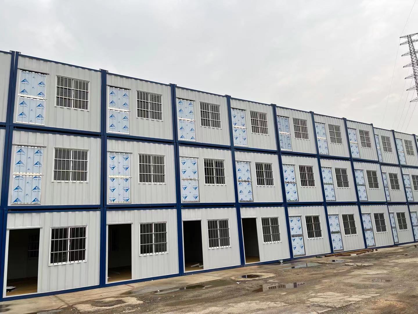住人集装箱房、集装箱办公室、集装箱超市、集装箱房,集装箱房厂家,广东集装箱房,集装箱活动房,集装箱房屋,集装箱房定制,集装箱房出租,活动岗亭,保安岗亭,集装箱厕所