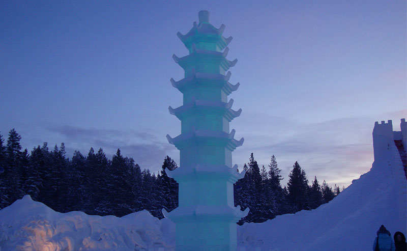 2010芬兰ICIUM冰雪主题公园大型冰雪艺术精品工程