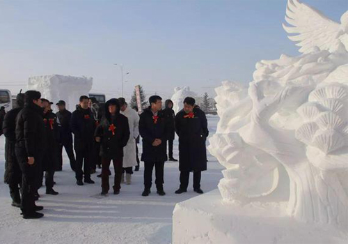 2017•呼伦贝尔首届全国雪雕邀请赛落幕，牙克石现“冰雪童话世界”！
